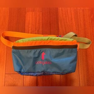 Cotopaxi Bataan 3L Fanny Pack - Del Día